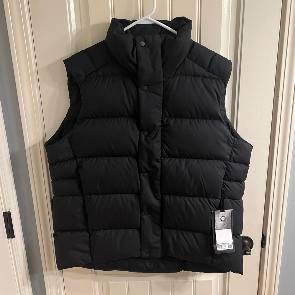 Lululemon Wunder Puff Vest Men’s Large Black NWOT